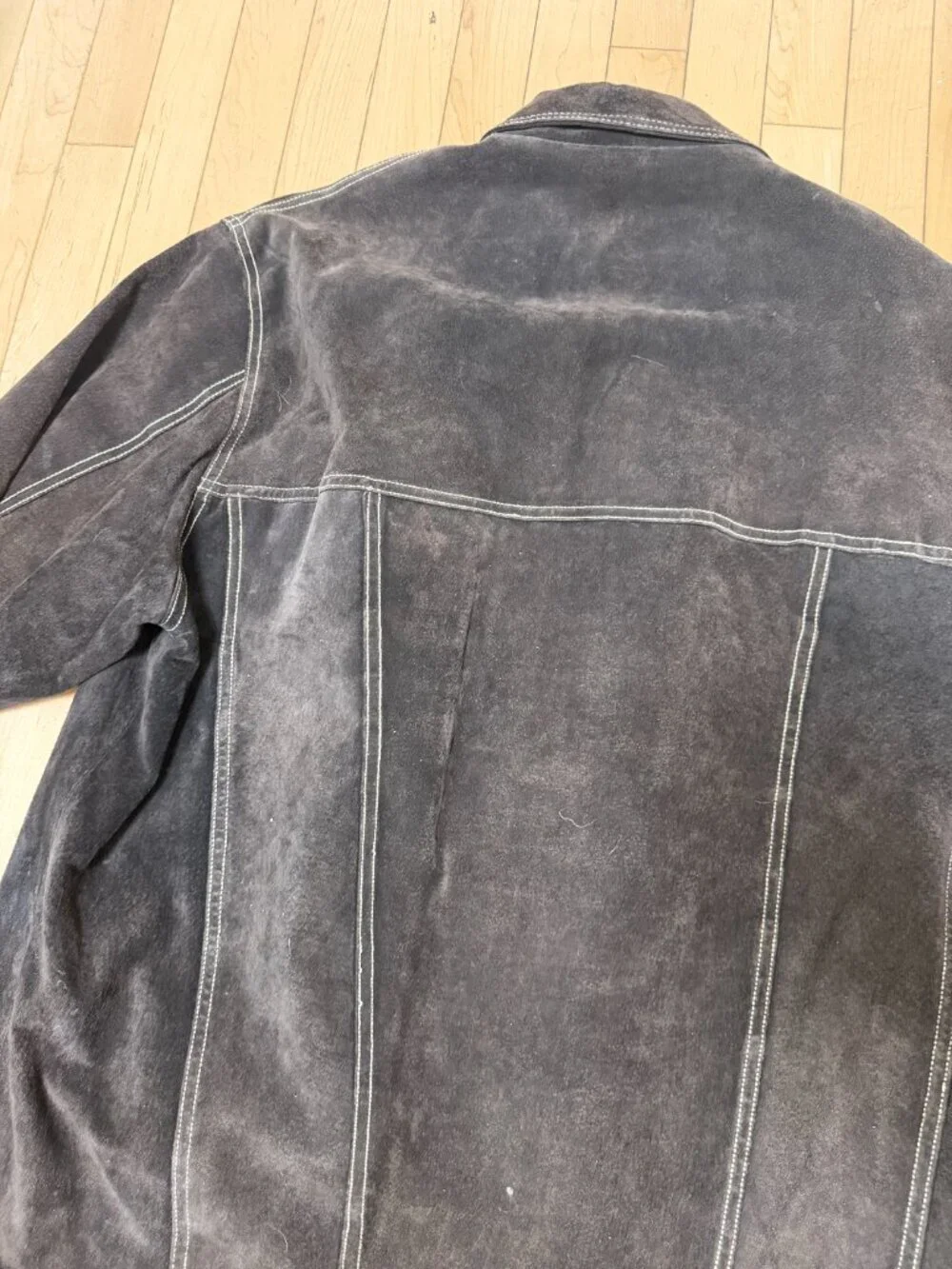 26 Red vintage brown suede motorcycle jacket with contrast stitching Size XL